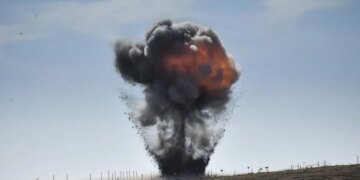 В Севастополе ночью прогремела серия взрывов: сообщалось о дронах и действиях ПВО