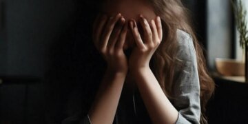 Суд признал виновным оккупанта, который два месяца удерживал женщину в подвале в Донецкой области