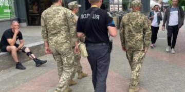 ТЦК “по-быстрому” призвал мужчину за сутки без повестки – суд отменил приказ