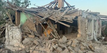 В Ізюмі після атак росіян постраждало п'ятеро людей та 15 будинків