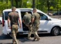 Сначала сам сбежал из части, потом организовал сеть уклонистов: на Житомирщине будут судить администратора Viber-группы