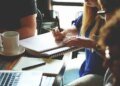 В Украине опубликовано 236 тысяч вакансий: в каких сферах больше всего ищут сотрудников