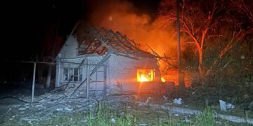 росія атакувала Запоріжжя, троє людей дістали поранення