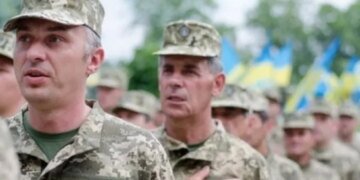 Меньше людей, больше технологий: Евгений Хмара планирует сломать советские стандарты в армии