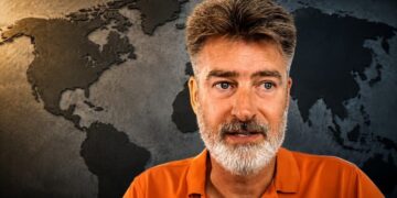 Крым, Белгород и Ростов: Зейхан назвал минимум, без которого Украине не победить