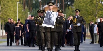 В Украине перезахоронили прах Евгения Коновальца