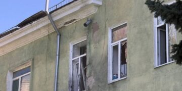 Россияне атаковали двумя дронами больницу в Краматорске