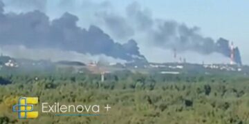 Ярославский НПЗ горит после налета дронов FP-1: чем завод важен для Москвы