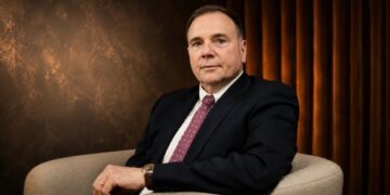 Бен Ходжес: Россия уже воюет с Европой, а Европа продолжает называть это иначе
