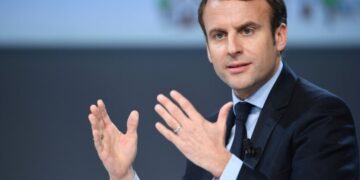 Зеленский два часа говорил с Макроном: о чем договорились по ПВО