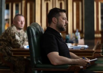 Зеленский поставил задачу сбивать более 90% российских дронов уже осенью