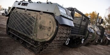 В Эстонии подозревают Россию в поджоге здания компании, поставляющей технику Украине