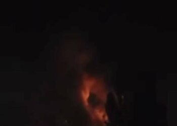 Удар балістикою по Києву: потужні вибухи пролунали один за одним