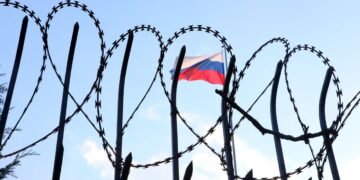 ЕС ударил санкциями по производителям ракет “Искандер” и “Сармат”