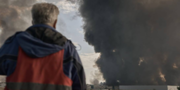“Дим накрив майже все місто”: на Київщині зберігається токсична загроза, – ФОТО