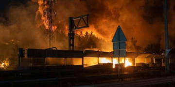 Більше сотні людей евакуювали: на Київщині триває підвищена небезпека, – ФОТО
