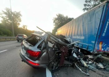Смертельна аварія на світанку: у Києві загинули жінка та маленька дитина