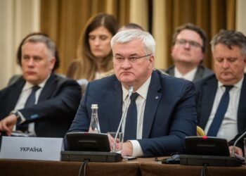 Растущие расходы на оборону Украины должны покрывать активы РФ, – Сибига