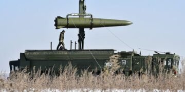 Россия меняет тактику: зачем РФ запускает ракеты из КНДР по одной