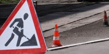 До кінця року — з обмеженнями: у Києві ремонтуватимуть естакаду