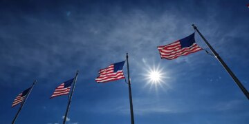 США закликали Україну й росію призупинити удари під час візитів Віткоффа і Кушнера до москви та Києва – ЗМІ