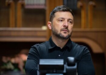 Россия нанесла удары по аэропортам, куда могла прилететь делегация США, – заявление Зеленского