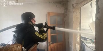 Россия нанесла удар с помощью дрона по Запорожью, ранен 26-летний мужчина. ФОТО