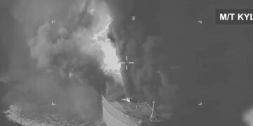 США уничтожили три иранских танкера в ответ на ракетный удар по своим кораблям