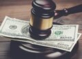 Судья подбивал адвоката занести $30 тысяч за нужный приговор в Киеве