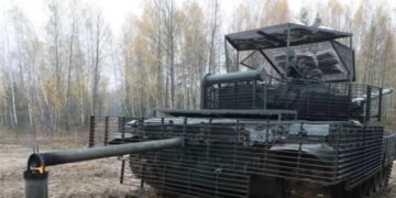 Российский танк пережил 40 ударов БПЛА: почему эру танков на поле боя рано списывать в утиль