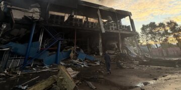 Російська атака знищила склад "Сушия" з усіма товарними запасами