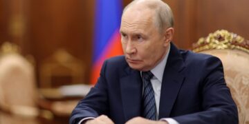 Сенатор Тиллис заявил, что Путин не хочет мира перед зимой