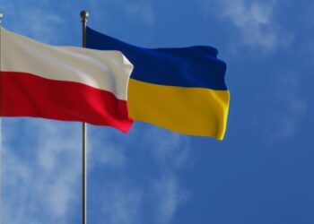 Россия снова ударила у Ягодина: Туск рассказал об “очень массивном взрыве” у польской границы