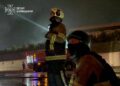 Пошкоджена багатоповерхівка, палає склад, є постраждалі: Київщина пережила чергову атаку
