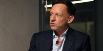 Питер Тиль о технологическом отставании Европы, Трампе и кризисе демократии