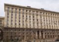 Киев запасается продуктами и водой на случай блэкаутов: кому помогут первыми