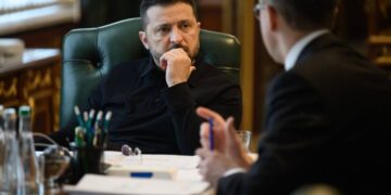 Воздушные тревоги разделят на два уровня: Зеленский анонсировал изменения для городов и бизнеса