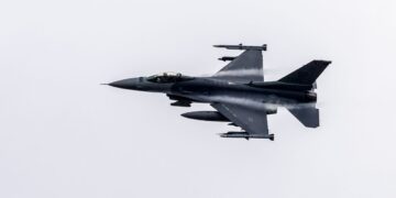 Украина закупит десятки тысяч снарядов для F-16, чтобы сбивать реактивные дроны, – Bloomberg