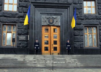 Економіка на межі стагфляції: чому уряду час вводити воєнний стан у господарстві