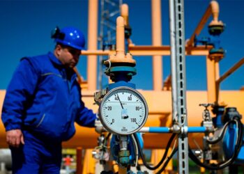 Дозволяти частковий експорт газу треба як “Нафтогазу”, так і приватним компаніям, – експерт