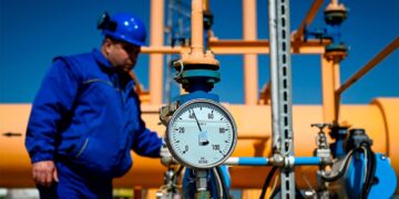 Дозволяти частковий експорт газу треба як “Нафтогазу”, так і приватним компаніям, – експерт