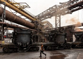 Металургійні гіганти зупиняються: чим це загрожує економіці, містам та УЗ