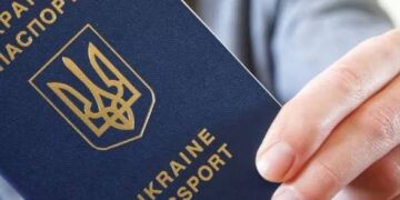 Нові правила для українців за кордоном: коли е-ВОД не потрібен і через що можуть відмовити