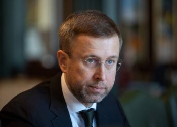 Кабмин вводит жесткий режим экономии: что будет с пенсиями и зарплатами