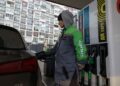 Ціни на бензин злетіли, а дизель вже не по 100 грн: скільки коштує пальне на АЗС 15 вересня