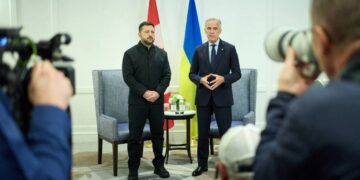 Украина и Канада заключили столетнее партнерство