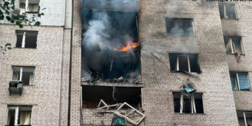 Масштабне полум’я і вибухи в центрі Києва: шахед влучив у багатоповерхівку, – ФОТО
