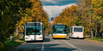 Новий маршрут на добу: автобуси Києва змінять напрямки руху