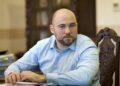 Столар заявляет об отказе банков в переводе его денег на залог