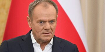 Атаки РФ становятся все ближе к границе Польши: Туск предупредил о сложных месяцах